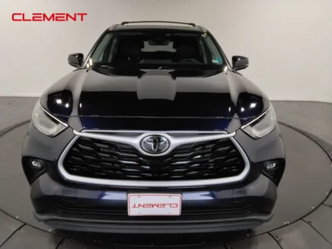 Photos of 2023 Toyota Highlander XLE for sale in St. Charles, MO at Clement Supercenter