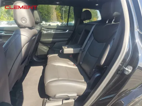More photos of 2022 Cadillac XT6 Premium Luxury at Clement Supercenter, MO