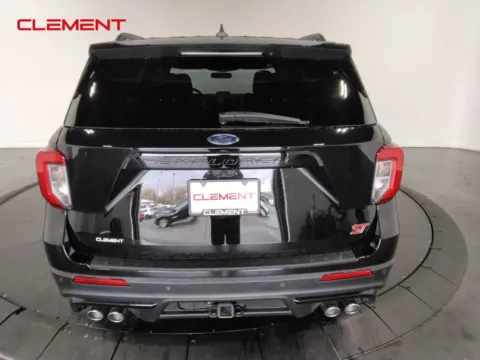 More photos of 2023 Ford Explorer ST at Clement Supercenter, MO
