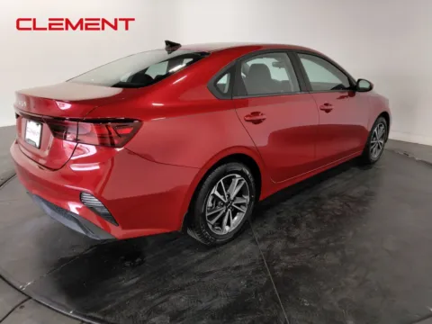More photos of 2022 Kia Forte LXS at Clement Pre-Owned, MO