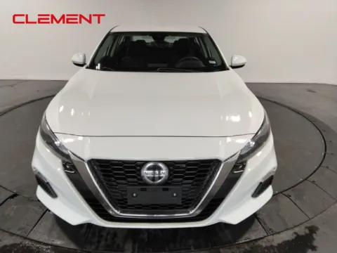 Another view of 2022 Nissan Altima 2.5 S for sale in Florissant, MO at Clement Pre-Owned