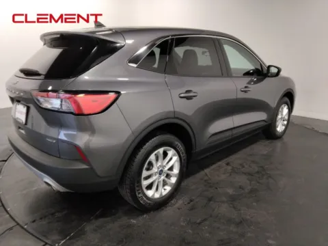 More photos of 2022 Ford Escape Hybrid SE at Clement Pre-Owned, MO