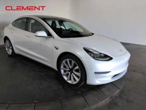 More photos of 2019 Tesla Model 3 Standard Range Plus at Clement Pre-Owned, MO
