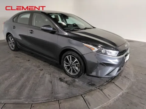 More photos of 2023 Kia Forte LXS at Clement Pre-Owned, MO
