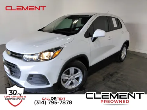 White 2022 Chevrolet Trax LS for sale in Florissant, MO