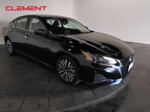 More photos of 2025 Nissan Altima 2.5 SV at Clement Pre-Owned, MO