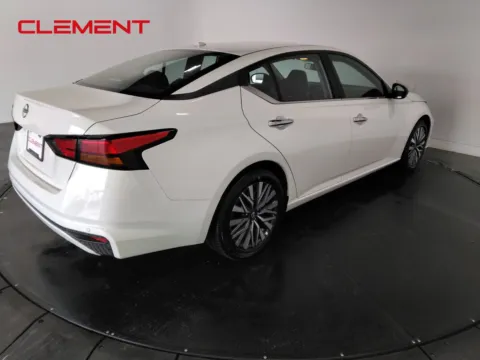 More photos of 2025 Nissan Altima 2.5 SV at Clement Pre-Owned, MO