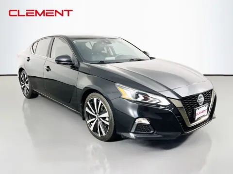 More photos of 2021 Nissan Altima 2.5 SR at Clement Pre-Owned, MO