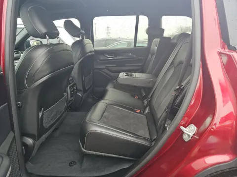 More photos of 2023 Jeep Grand Cherokee Altitude at Clement Pre-Owned, MO