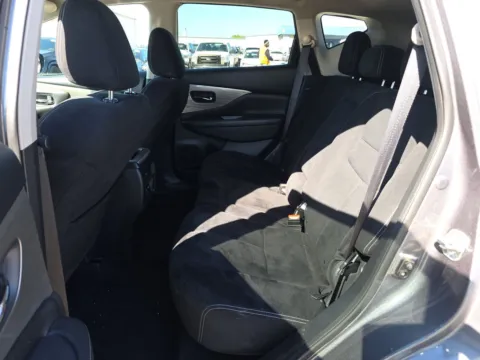 More photos of 2018 Nissan Murano S at Clement Pre-Owned, MO
