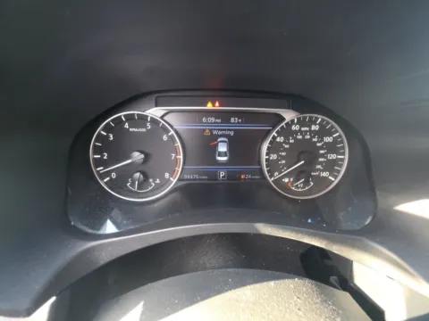 Photos of 2022 Nissan Altima 2.5 SR for sale in Florissant, MO at Clement Pre-Owned