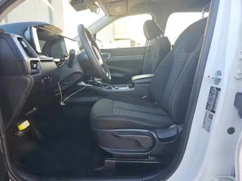 Another view of 2022 Kia Sorento LX for sale in Florissant, MO at Clement Pre-Owned