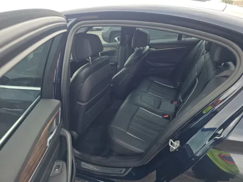 More photos of 2020 BMW 5 Series 530e xDrive iPerformance at Clement Pre-Owned, MO
