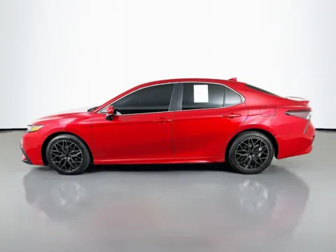 More photos of 2021 Toyota Camry SE at Clement Pre-Owned, MO