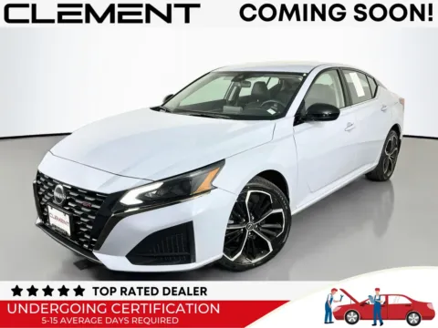 White 2023 Nissan Altima 2.5 SR for sale in Florissant, MO