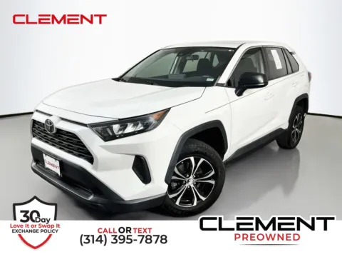White 2022 Toyota RAV4 LE for sale in Florissant, MO