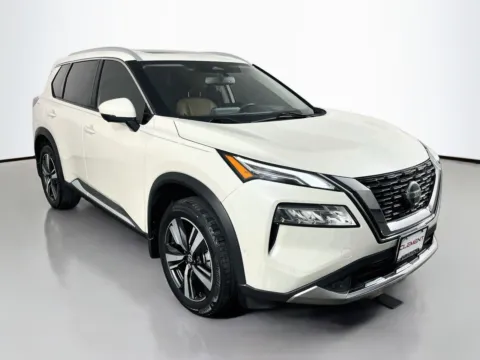 Another view of 2021 Nissan Rogue Platinum for sale in Florissant, MO at Clement Pre-Owned