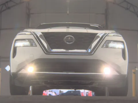 Photos of 2021 Nissan Rogue Platinum for sale in Florissant, MO at Clement Pre-Owned