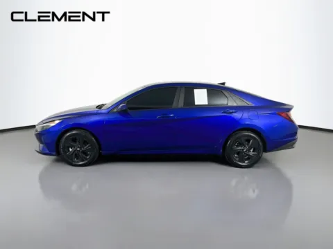 More photos of 2023 Hyundai Elantra SEL at Clement Pre-Owned, MO