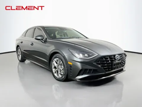 More photos of 2022 Hyundai Sonata SEL at Clement Pre-Owned, MO