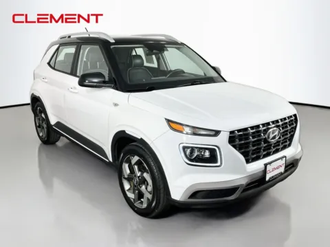 More photos of 2023 Hyundai Venue Limited at Clement Pre-Owned, MO