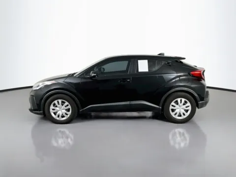 More photos of 2021 Toyota C-HR LE at Clement Pre-Owned, MO
