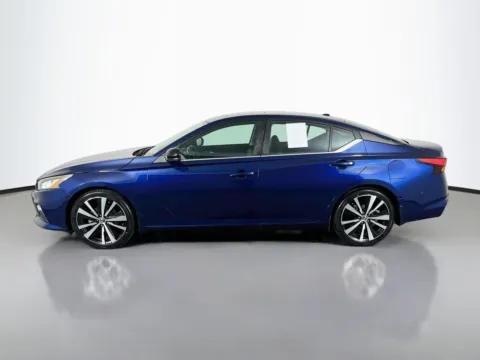 More photos of 2019 Nissan Altima 2.5 SR at Clement Pre-Owned, MO