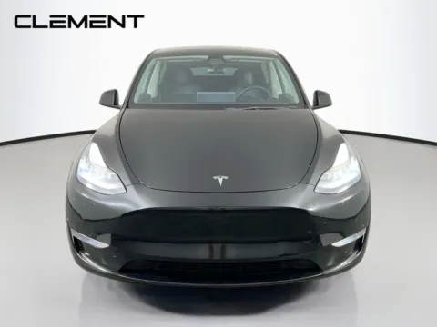 Another view of 2021 Tesla Model Y Long Range for sale in Florissant, MO at Clement Pre-Owned