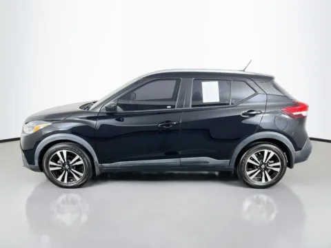 More photos of 2019 Nissan Kicks SV at Clement Pre-Owned, MO