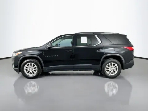 More photos of 2020 Chevrolet Traverse LT at Clement Pre-Owned, MO