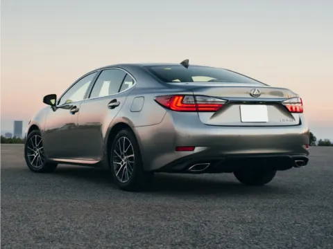 Beige 2017 Lexus ES 350 for sale in Florissant, MO