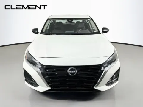 Another view of 2025 Nissan Altima 2.5 SV for sale in Florissant, MO at Clement Pre-Owned