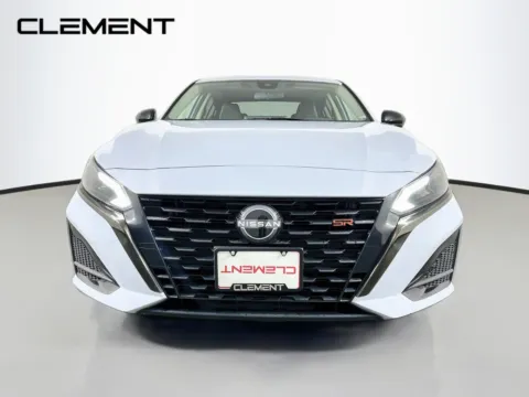 Another view of 2023 Nissan Altima 2.5 SR for sale in Florissant, MO at Clement Pre-Owned