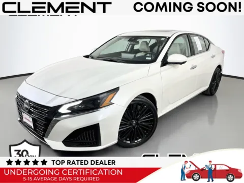 White 2023 Nissan Altima 2.5 SL for sale in Florissant, MO