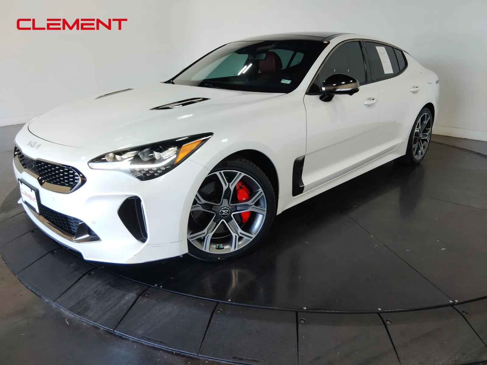 White 2022 Kia Stinger GT2 for sale in Florissant, MO