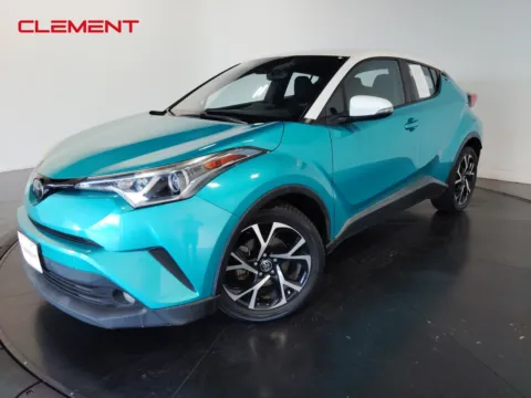 Green 2018 Toyota C-HR XLE for sale in Florissant, MO