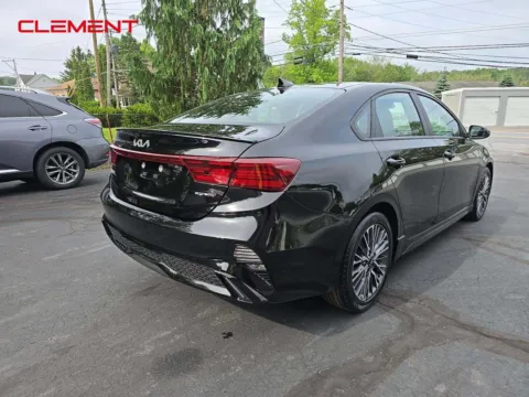 More photos of 2022 Kia Forte GT-Line at Clement Pre-Owned, MO