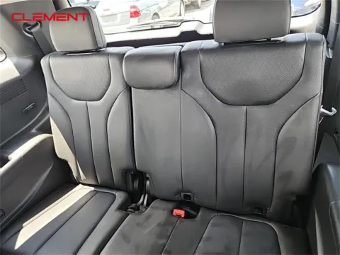More photos of 2021 Hyundai Palisade SEL at Clement Pre-Owned, MO