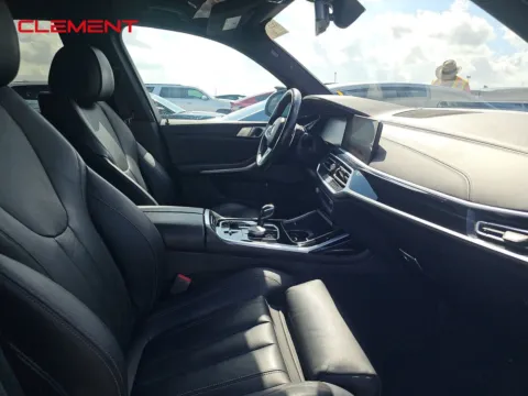 Another view of 2021 BMW X7 xDrive40i for sale in Florissant, MO at Clement Pre-Owned
