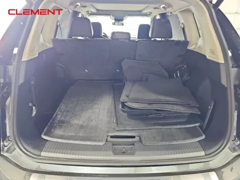 More photos of 2023 Nissan Rogue SV at Clement Pre-Owned, MO
