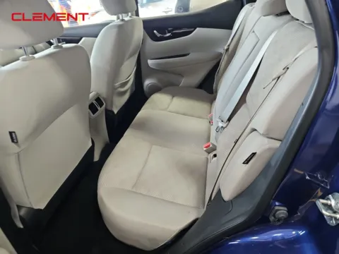 More photos of 2021 Nissan Rogue Sport SV at Clement Pre-Owned, MO