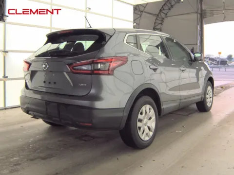 More photos of 2020 Nissan Rogue Sport S at Clement Pre-Owned, MO