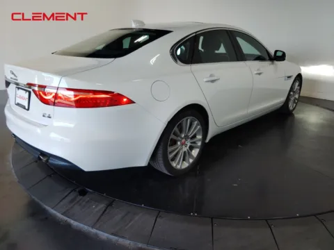 More photos of 2020 Jaguar XF 25t Premium at Clement Pre-Owned, MO