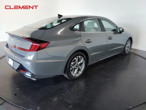 More photos of 2023 Hyundai Sonata SEL at Clement Pre-Owned, MO