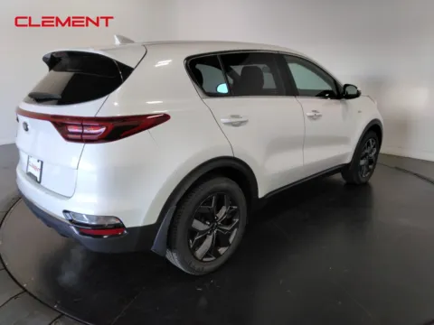 More photos of 2022 Kia Sportage LX at Clement Pre-Owned, MO