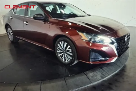 Photos of 2024 Nissan Altima 2.5 SV for sale in Florissant, MO at Clement Pre-Owned