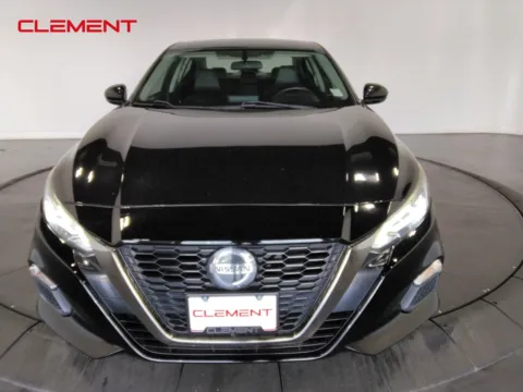Photos of 2019 Nissan Altima 2.5 SR for sale in Florissant, MO at Clement Pre-Owned