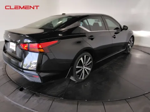 More photos of 2019 Nissan Altima 2.5 SR at Clement Pre-Owned, MO