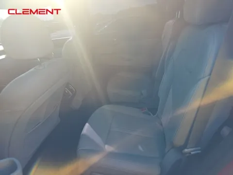 More photos of 2022 Kia Sorento Hybrid S at Clement Pre-Owned, MO