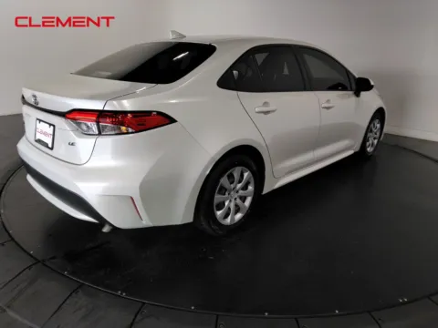 More photos of 2020 Toyota Corolla LE at Clement Pre-Owned, MO
